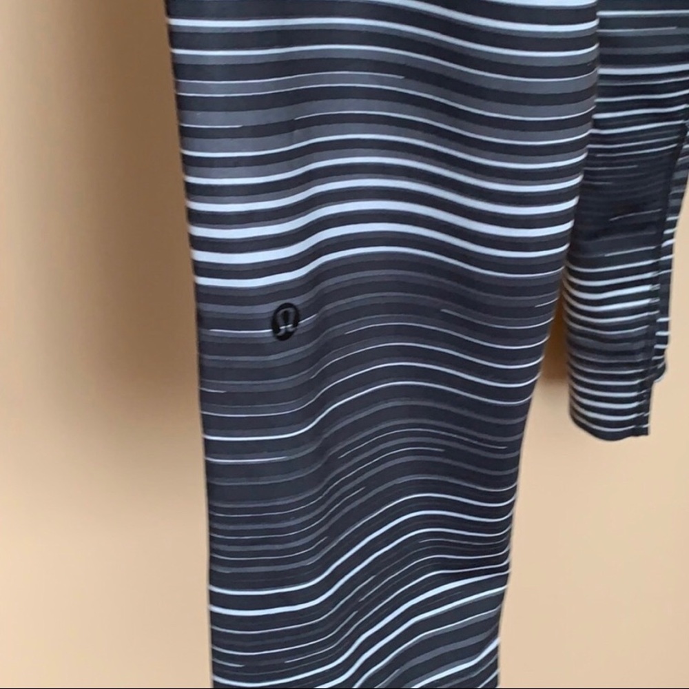 Lululemon crop pants with drawstring